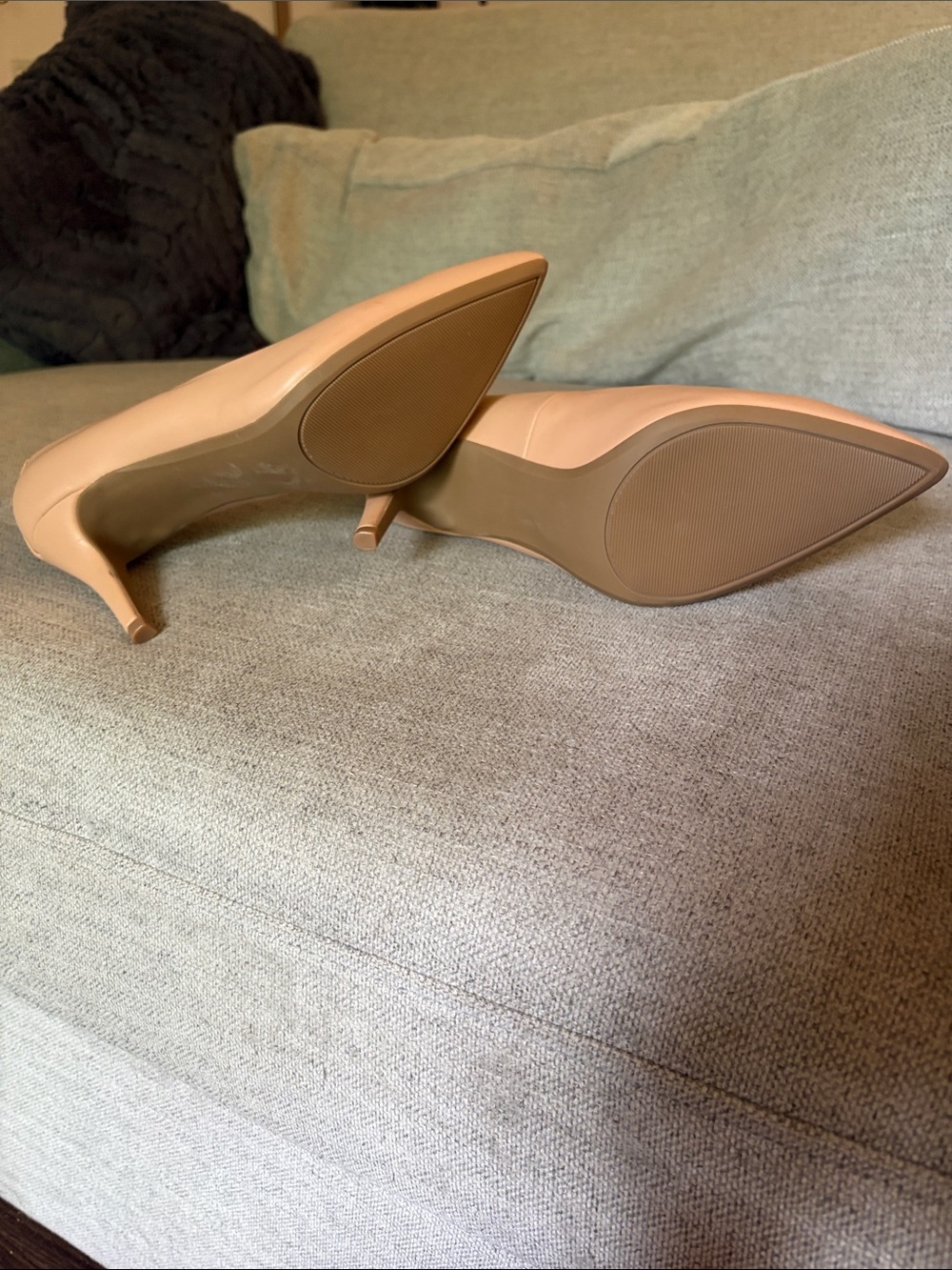 Apt. 9 Pointed-Toe Pumps in Nude - Picture 6 of 6